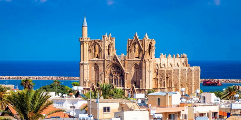 Північний Кіпр у 2025 році: прихований гігант ринку нерухомості чи ризиковані інвестиції?