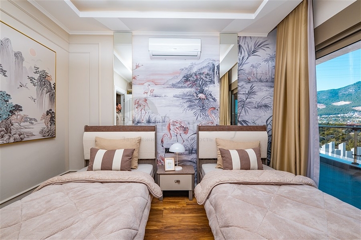 Розкішний комплекс вілл з панорамним видом на море 