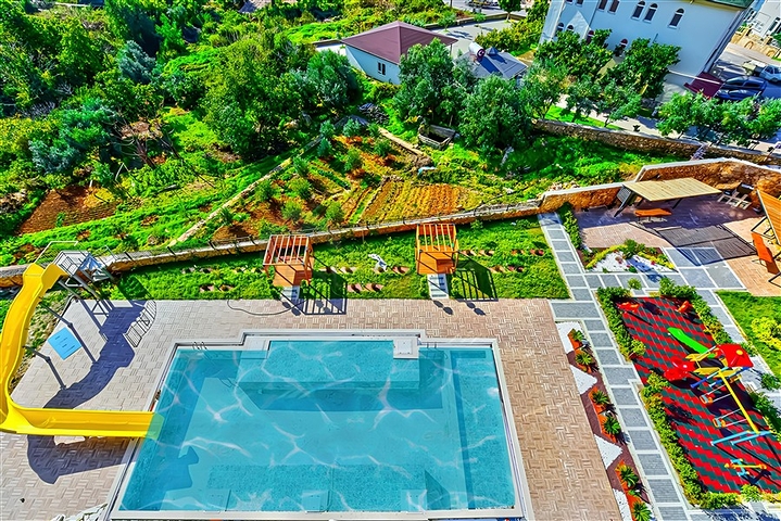 Нова квартира біля моря плануванням 1+1 в районі Тосмур