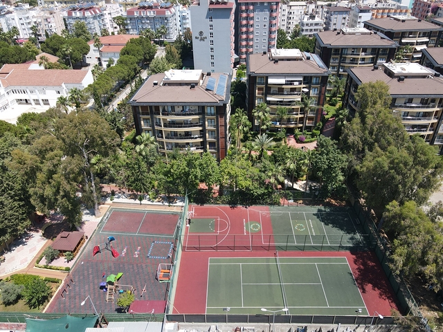 Ексклюзивні апартаменти плануванням 4+1 в унікальному комплексі центральної частини Аланья