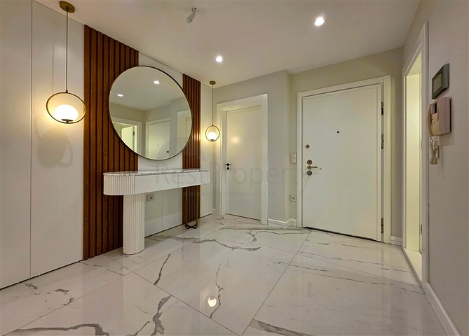 Ексклюзивні апартаменти плануванням 4+1 в унікальному комплексі центральної частини Аланья