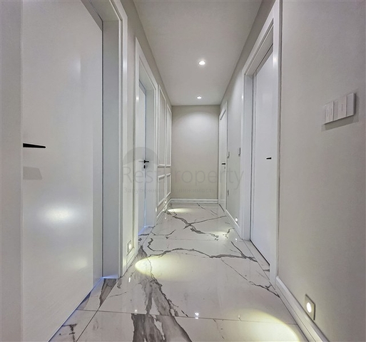 Ексклюзивні апартаменти плануванням 4+1 в унікальному комплексі центральної частини Аланья