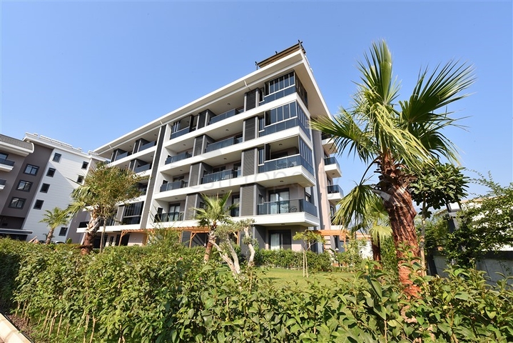 Двоповерховий Садовий дуплекс 2 + 1 в районі Оба 