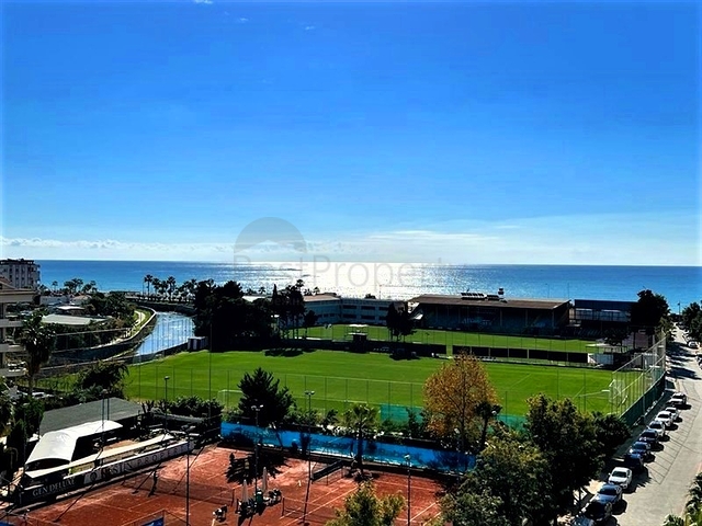 Шикарна квартира від власника в комплексі преміального рівня плануванням 2+1