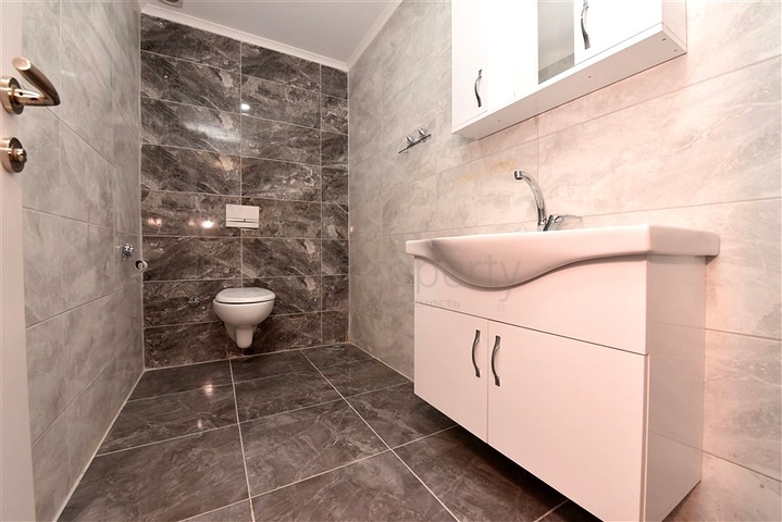 Розкішний офіс в центрі Аланії