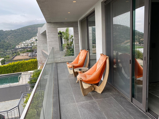 Шикарна оренда вілли в центрі Бодрума