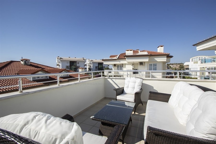 Пентхаус 3+1 в районі Конакли в крокової доступності до моря