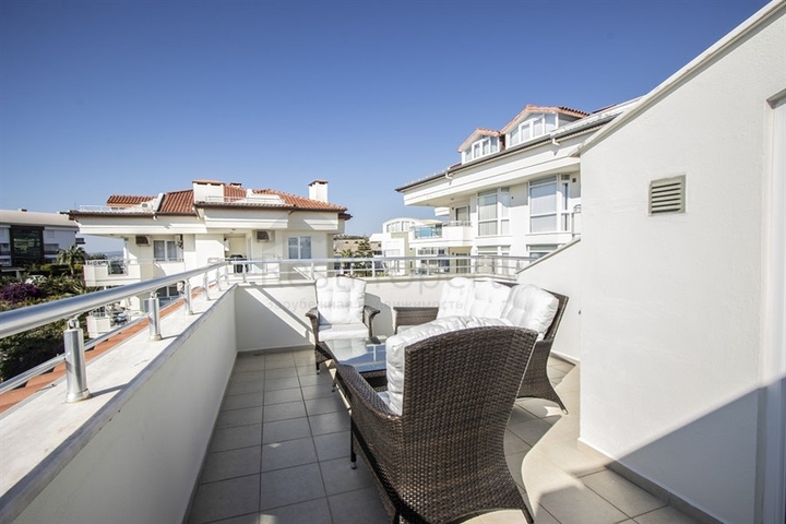 Пентхаус 3+1 в районі Конакли в крокової доступності до моря