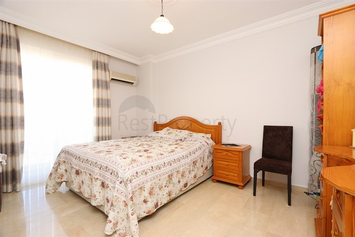 Пентхаус 3+1 в районі Конакли в крокової доступності до моря