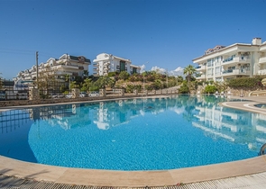 Пентхаус 3+1 в районі Конакли в крокової доступності до моря