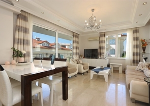 Пентхаус 3+1 в районі Конакли в крокової доступності до моря