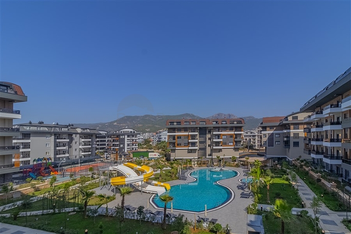 Новий комплекс в 1500 метрах від моря в районі Оба