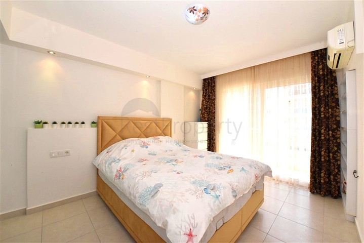 Квартира 2 + 1 в 50 м до моря в районі Кестель 