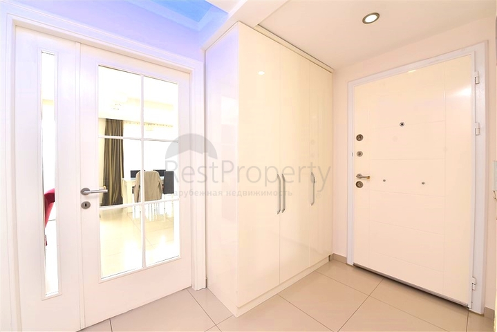 Квартира 2 + 1 в 50 м до моря в районі Кестель 