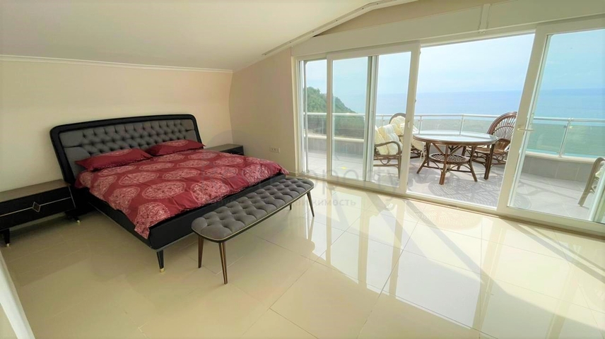 Пентхаус 4 + 1 з видом на море в районі Конакли