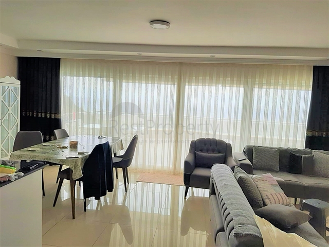 Пентхаус 4 + 1 з видом на море в районі Конакли