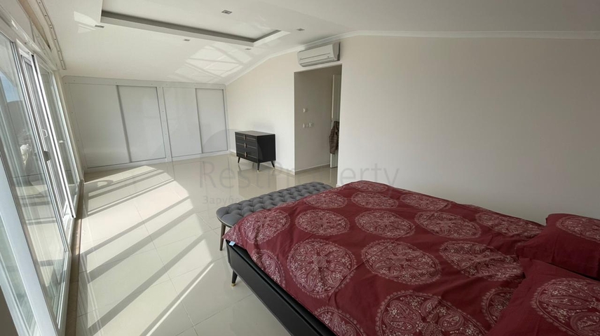 Пентхаус 4 + 1 з видом на море в районі Конакли