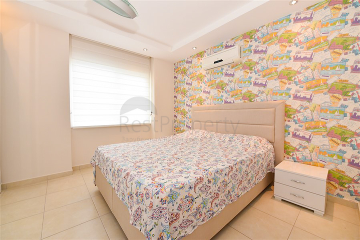 Простора квартира 4 + 1 в районі Авсаллар