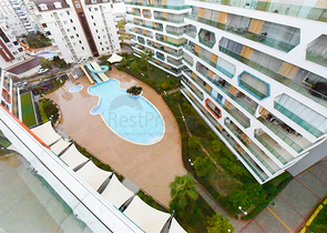 Простора квартира 4 + 1 в районі Авсаллар