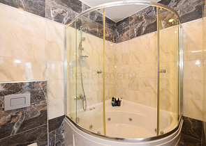 Простора квартира 4 + 1 в районі Авсаллар