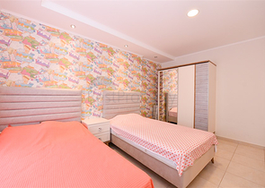 Простора квартира 4 + 1 в районі Авсаллар