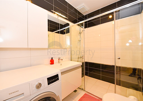 Простора квартира 4 + 1 в районі Авсаллар