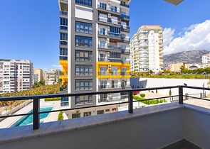 Квартира 1 + 1 в районі Махмутлар