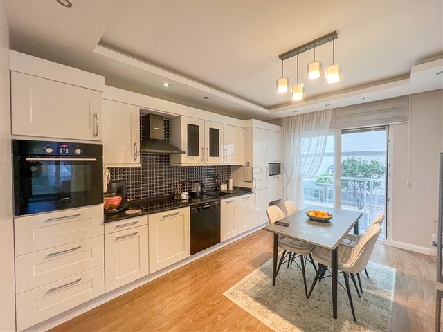 Затишний Садовий дуплекс 2 + 1 для великої родини