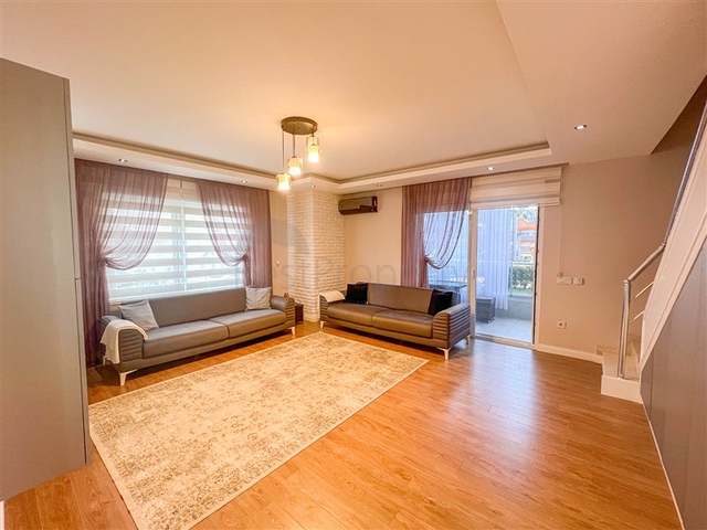 Затишний Садовий дуплекс 2 + 1 для великої родини