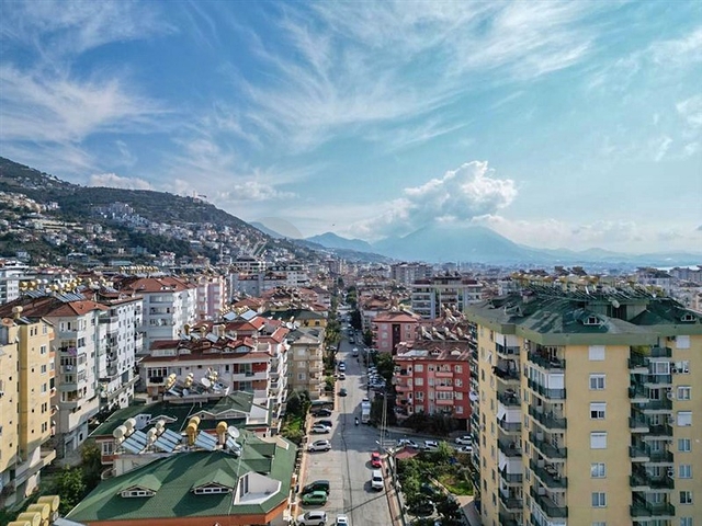 Квартира планування 3+2 в центральному районі Аланії