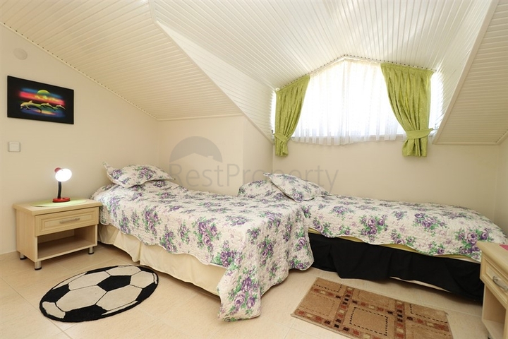 Квартира планування 3+2 в центральному районі Аланії