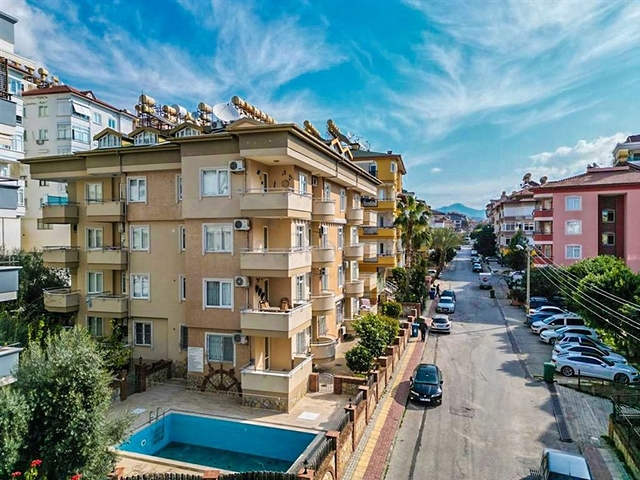 Квартира планування 3+2 в центральному районі Аланії