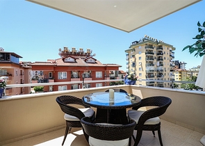 Квартира планування 3+2 в центральному районі Аланії