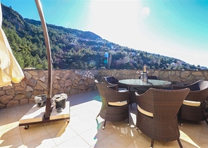 Пентхаус 3+1 з приголомшливим видом на море в мальовничому районі Бекташ