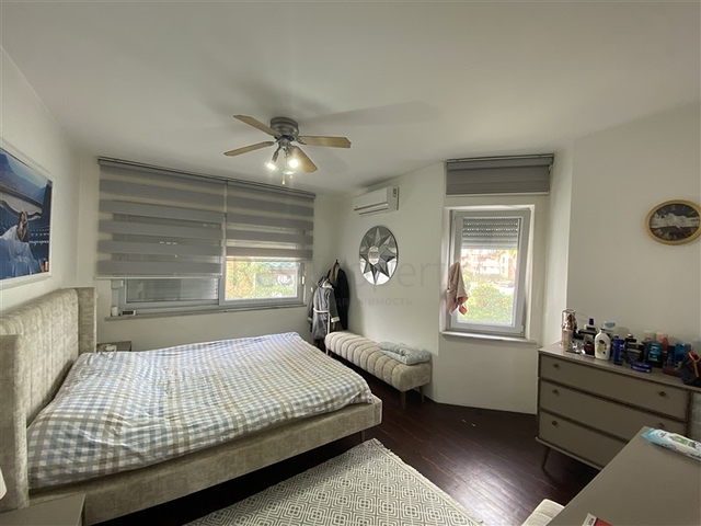 Простора вілла 3 + 1 в 250м від моря в районі Конакли