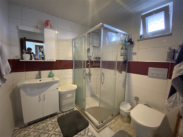 Простора вілла 3 + 1 в 250м від моря в районі Конакли