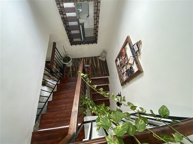 Простора вілла 3 + 1 в 250м від моря в районі Конакли