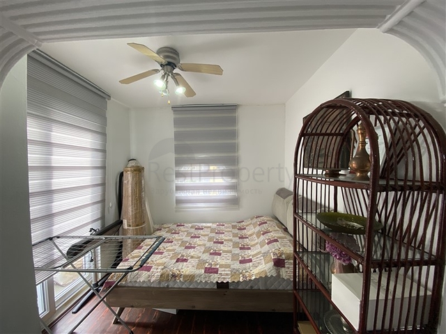 Простора вілла 3 + 1 в 250м від моря в районі Конакли