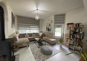 Простора вілла 3 + 1 в 250м від моря в районі Конакли