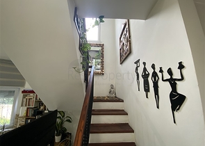 Простора вілла 3 + 1 в 250м від моря в районі Конакли