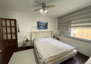 Простора вілла 3 + 1 в 250м від моря в районі Конакли