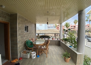 Простора вілла 3 + 1 в 250м від моря в районі Конакли