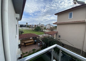 Простора вілла 3 + 1 в 250м від моря в районі Конакли