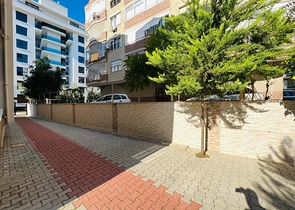 Розкішна квартира 3 + 1 в центрі Аланії