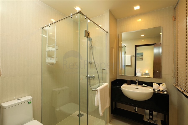 Таунхаус в самому центрі лагуни