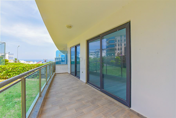 Шикарний дуплекс під громадянство