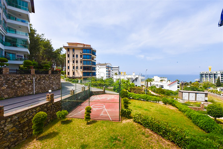 Шикарний дуплекс під громадянство