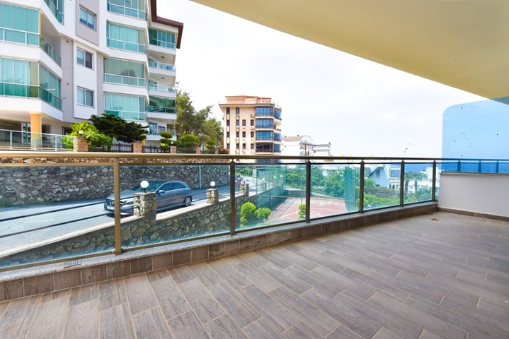 Шикарний дуплекс під громадянство