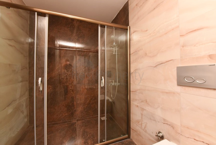 Розкішний пентхаус з видом на Середземне море в районі Каргиджак