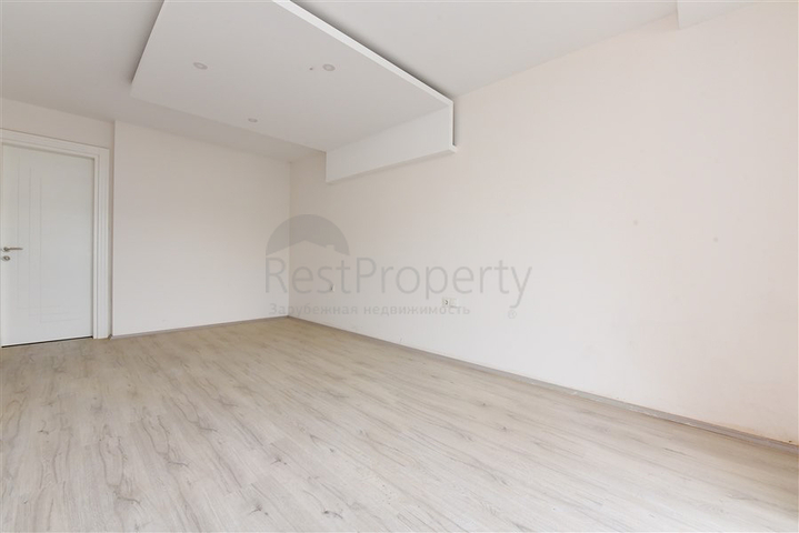 Розкішний пентхаус з видом на Середземне море в районі Каргиджак